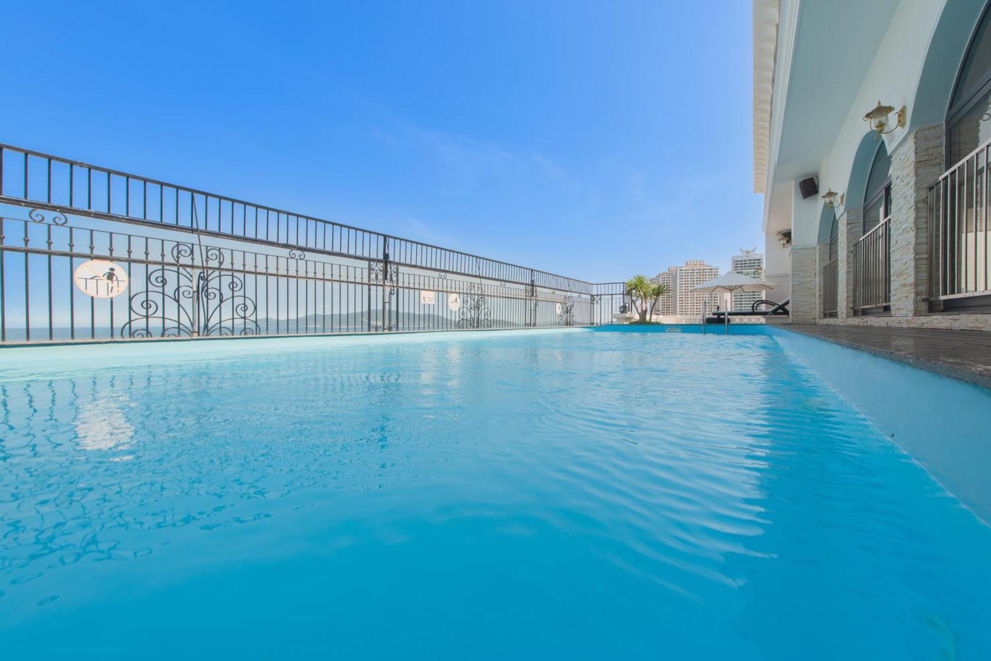 Daphovina Hotel Nha Trang Zewnętrze zdjęcie